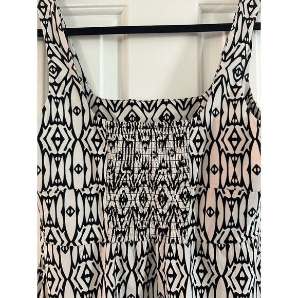 NWT ANTHROPOLOGIE The Blythe Square-Neck Tiered Dress Smocked Ruffles - Medium - Picture 5 of 7